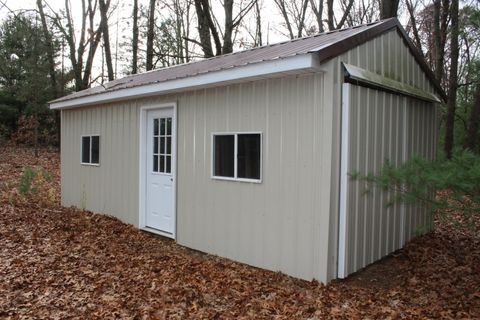 A home in Montcalm Twp