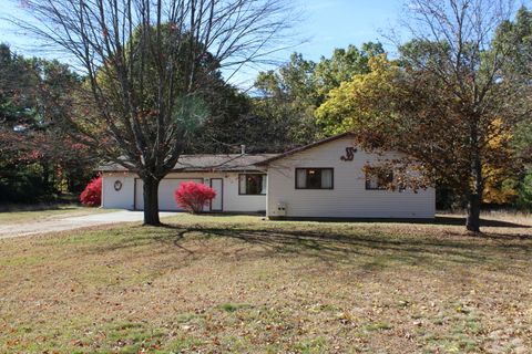 A home in Montcalm Twp