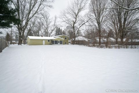 A home in Kalamazoo Twp