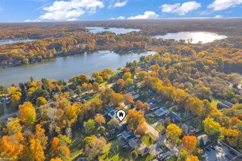 A home in Hartland Twp