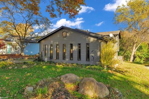 A home in Hartland Twp