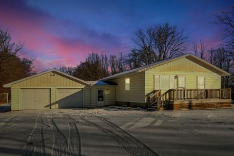 A home in New Buffalo Twp