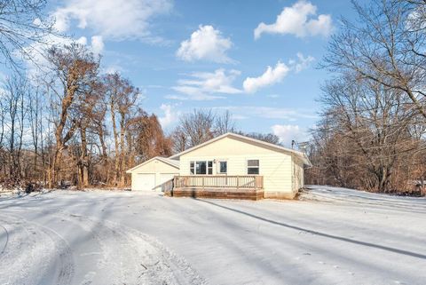 A home in New Buffalo Twp