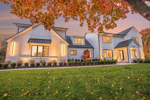 A home in Bloomfield Twp