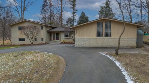 A home in Farmington Hills