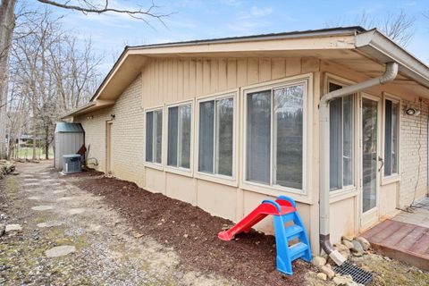 A home in Farmington Hills