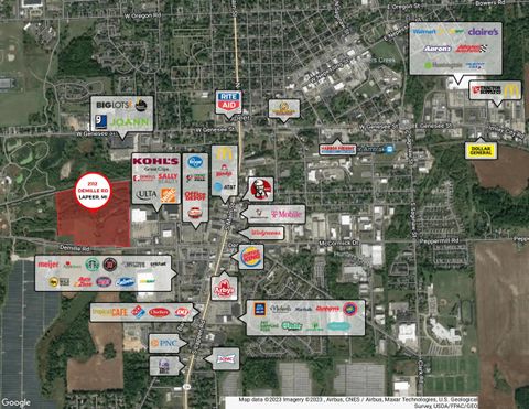 2112 Demille - Split A Boulevard Lapeer City Lapeer MI 48446