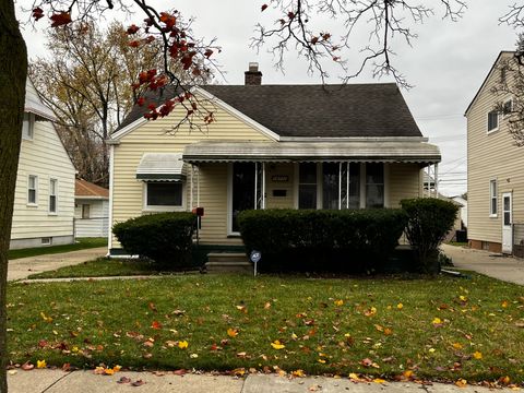 A home in Harper Woods