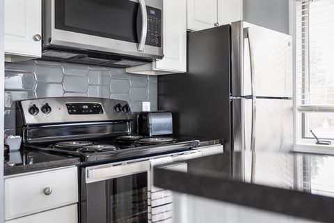 A home in EastBayTownship_GrandTraverse