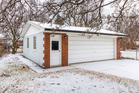 A home in Dearborn Heights