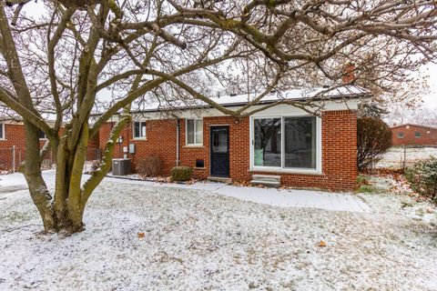 A home in Dearborn Heights