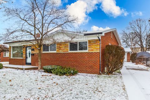 A home in Dearborn Heights