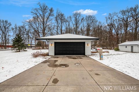 A home in Plainfield Twp