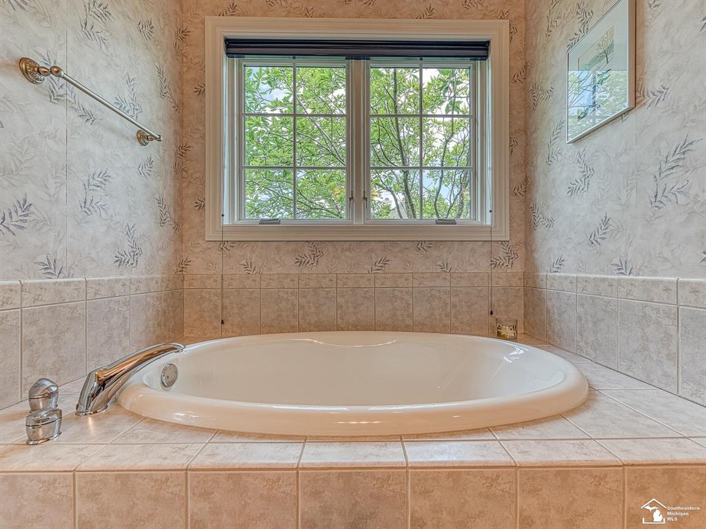 Monroe Township, Michigan 48161, United States, 7 Bedrooms Bedrooms, ,7 BathroomsBathrooms,Residential,Active,50833