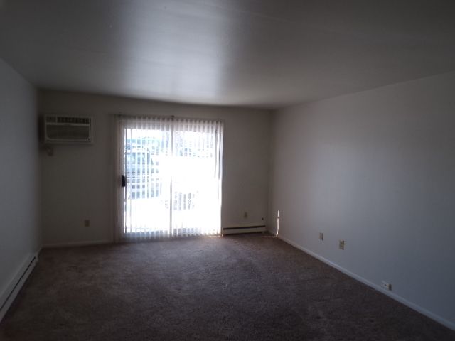 825 S GRAND Avenue 1