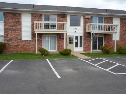 825 S GRAND Avenue 1 Fowlerville Village Livingston MI 48836