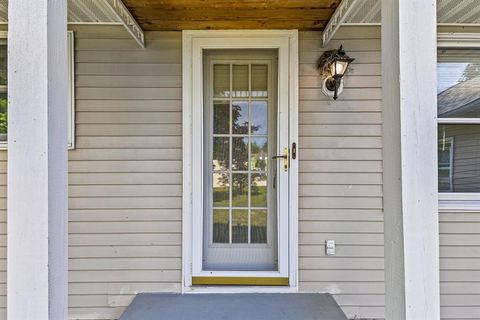 A home in Centerville Twp