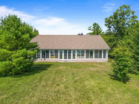 A home in Centerville Twp