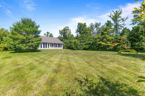 A home in Centerville Twp