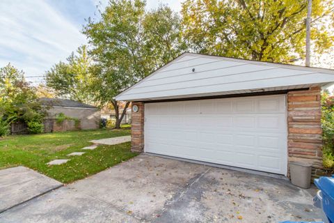 A home in Warren