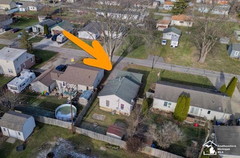 A home in Frenchtown Twp