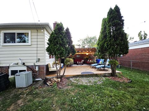 A home in Warren