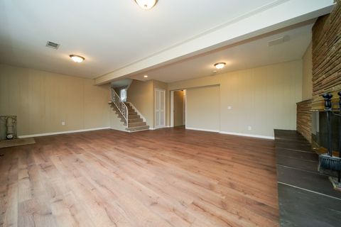 A home in WayneCity_Wayne