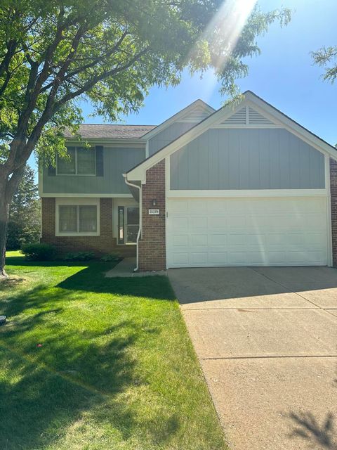 31179 Rolling Grove Drive Novi Township MI 48377
