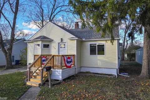 A home in Davison