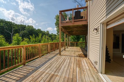 A home in Putnam Twp