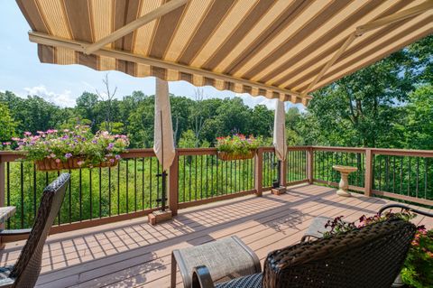 A home in Putnam Twp