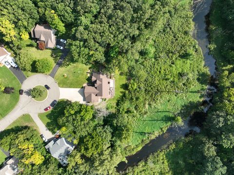 A home in Putnam Twp