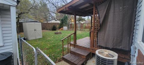 A home in West Bloomfield Twp