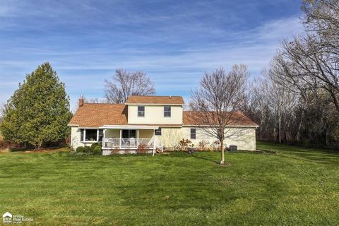 A home in Davison Twp