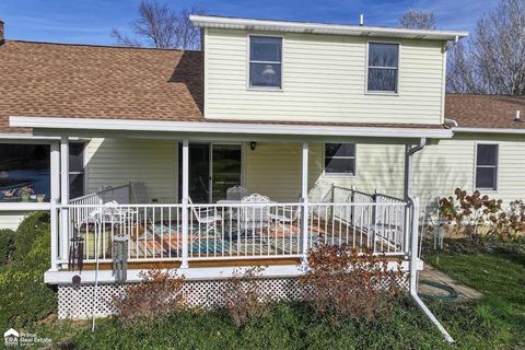 A home in Davison Twp