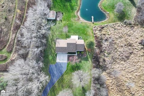 A home in Davison Twp