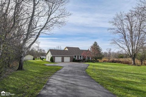 A home in Davison Twp