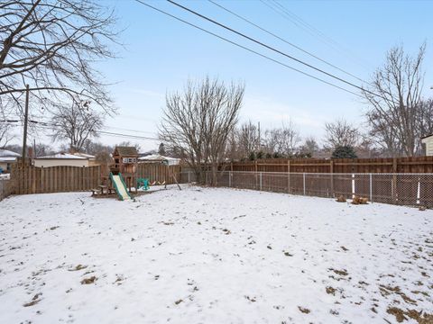 A home in Dearborn Heights