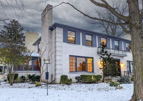 A home in Grosse Pointe Park