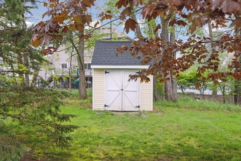 A home in Fenton Twp