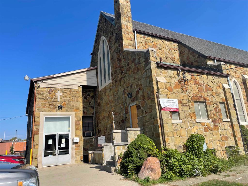 6901 N Saginaw Street