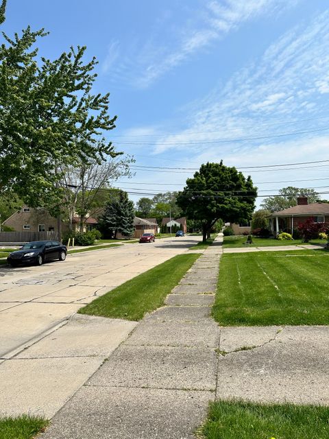 A home in Harper Woods