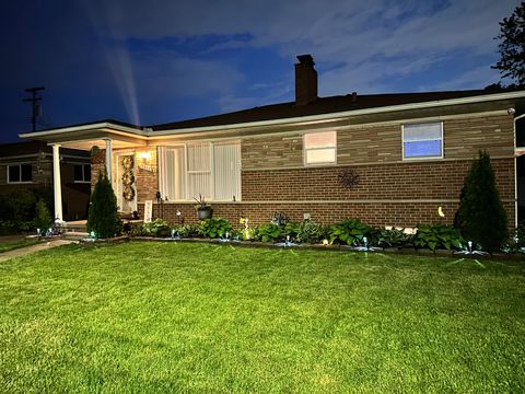 A home in Harper Woods