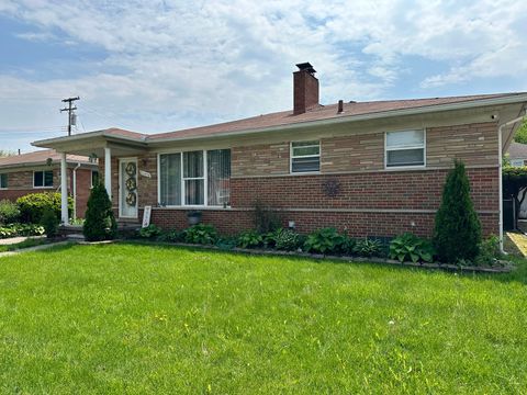 A home in Harper Woods