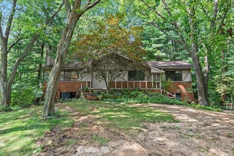 A home in Green Oak Twp