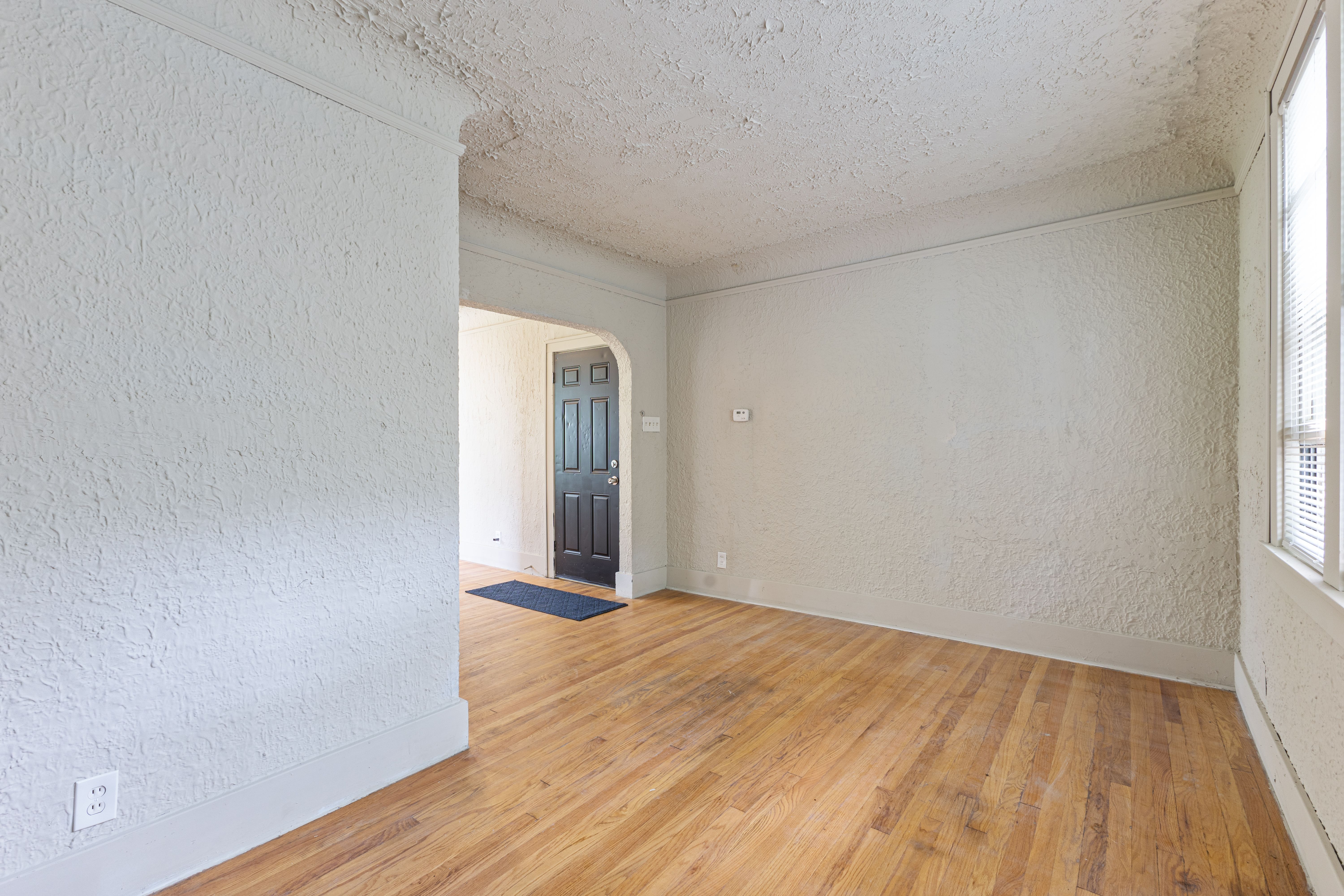 Photo 18 of 29 of 18041 PELKEY Street house