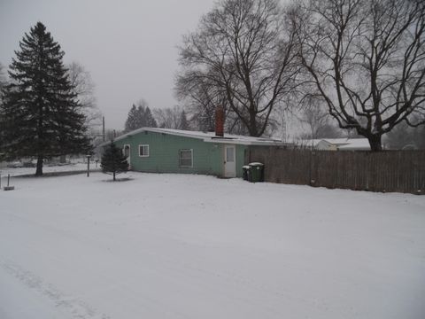 A home in Leoni Twp