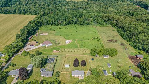 A home in Pennfield Twp