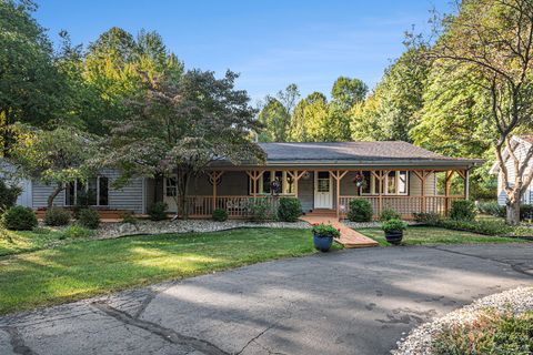 A home in New Buffalo Twp