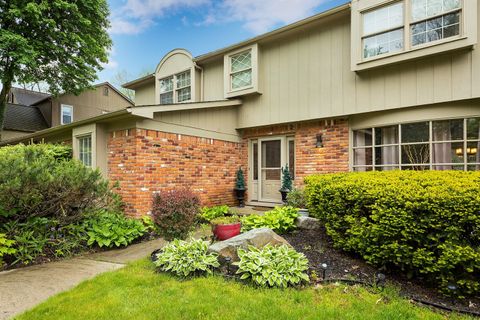 A home in Farmington Hills